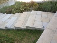 Terrasse + escalier en pierres naturelles (Granit jaune)